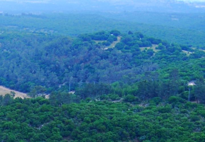 View of Khirbet seraf from the cliffs