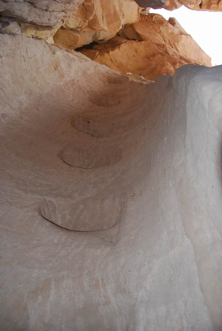 Timna: vertical shafts used by the ancient miners