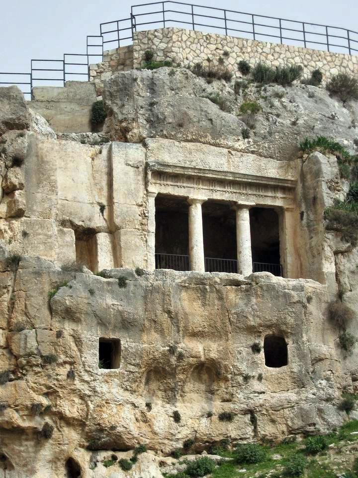 A close up of the Bnei-Hezir family cluster of tombs.