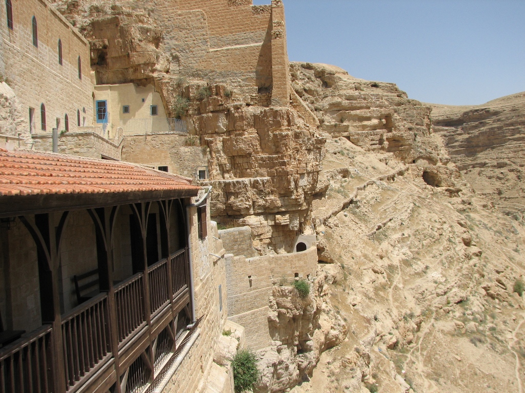 The Mar Saba monastery is hanging in the cliffs of Wadi Kidron.